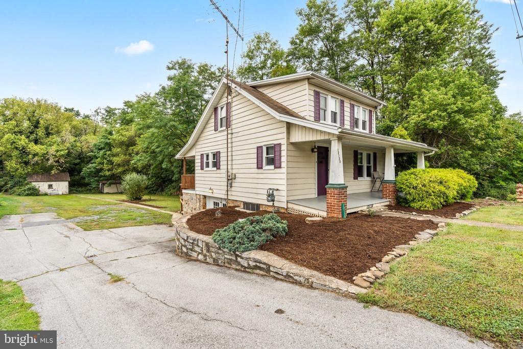 Buchanan Trl W, Mercersburg, PA 17236