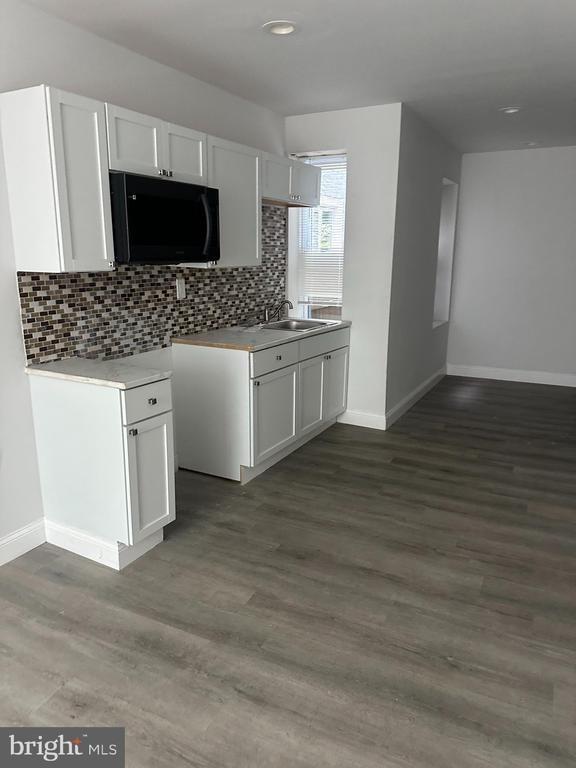 N 29th St, Philadelphia, PA 19121