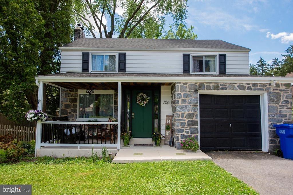 Meadia Ave, Lancaster, PA 17602