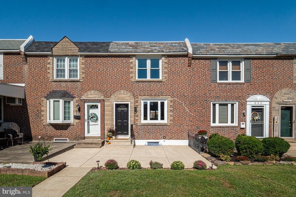 Gramercy Dr, Clifton Heights, PA 19018