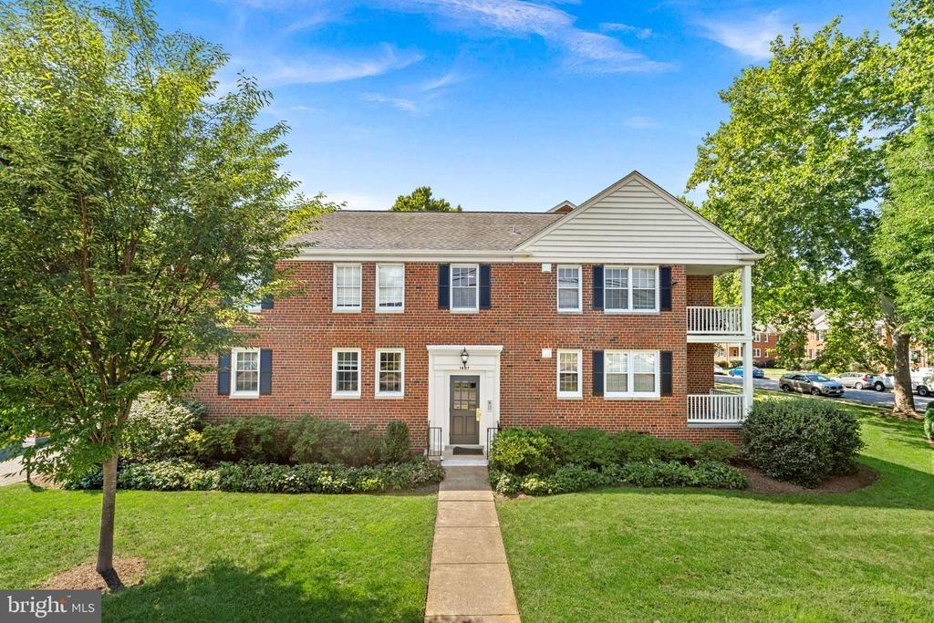 Belle View Blvd, Alexandria, VA 22307