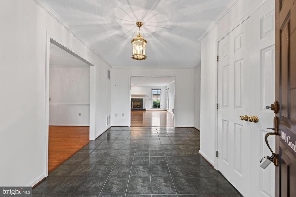 Gordon Pl, Winchester, VA 22601