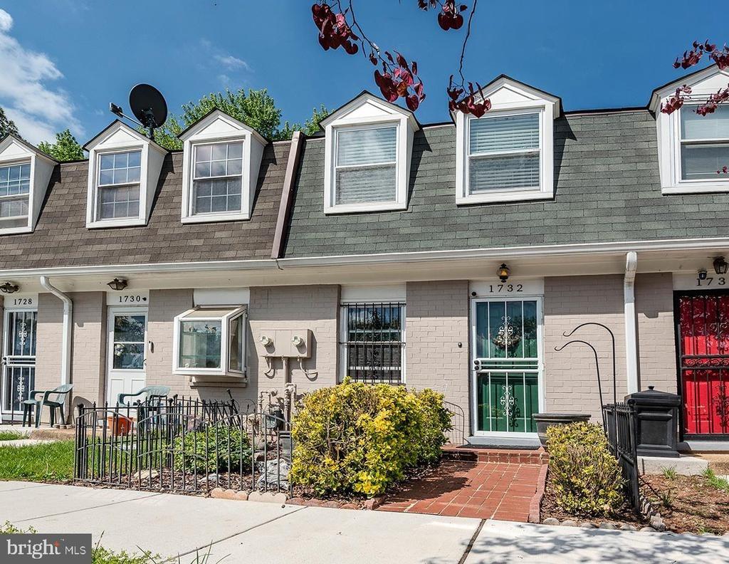 Village Green Dr, Hyattsville, MD 20785
