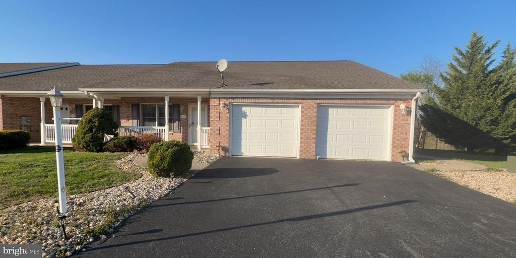 Largo Dr, Hagerstown, MD 21740