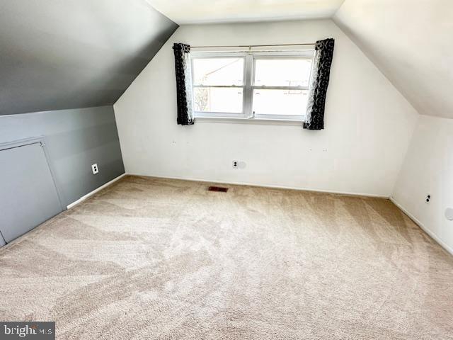 Bradford Dr, Williamstown, NJ 08094