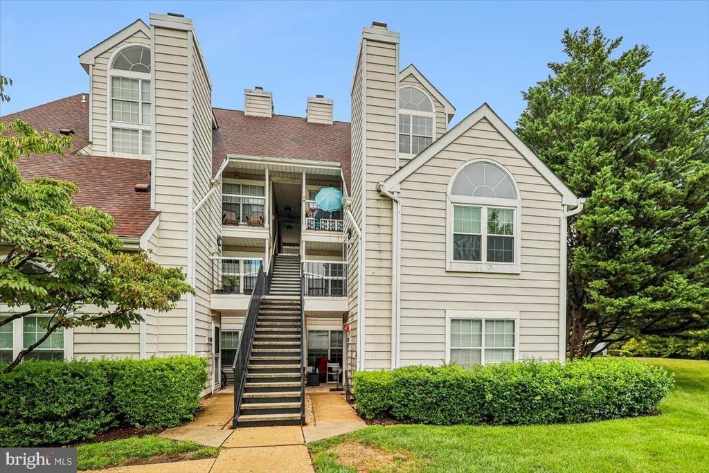 Easthaven Ct, Bowie, MD 20716