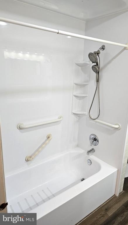 W 5th St, Lewistown, PA 17044