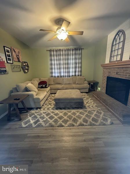 Medlow Ave, Los Angeles, CA 90065