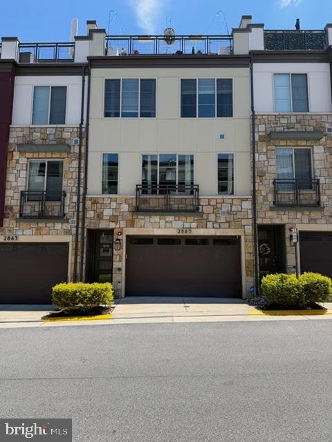 Lowen Valley Rd, Alexandria, VA 22303