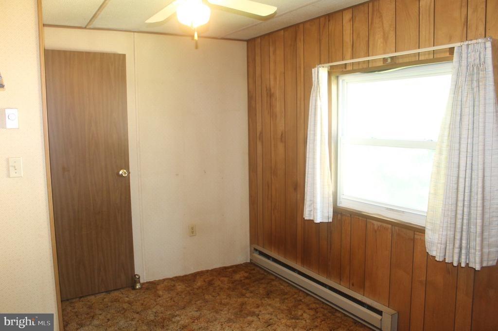 W 28th Division Hwy, Lititz, PA 17543