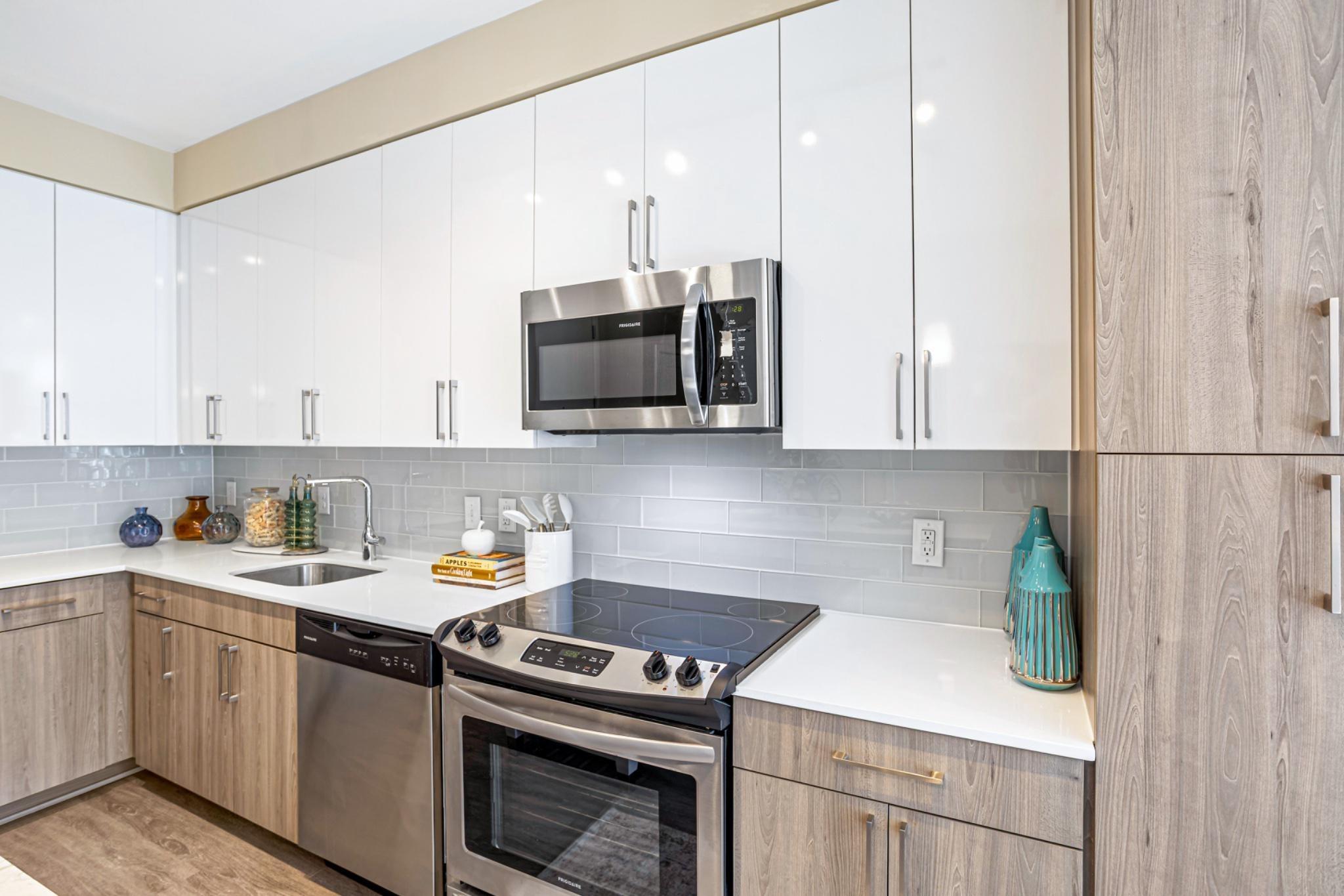 Riverhaven Dr Unit 358, Oxon Hill, MD 20745