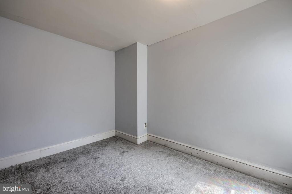 N Market St, Lancaster, PA 17603