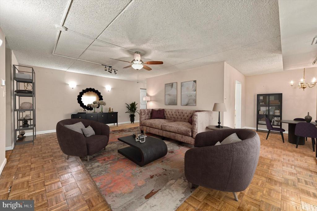 W Montgomery Ave, Ardmore, PA 19003