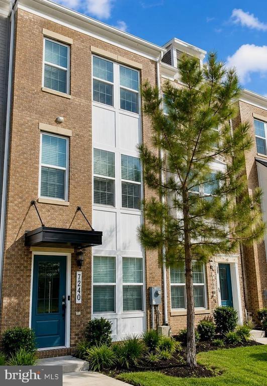 Clagett Dr, Hyattsville, MD 20785