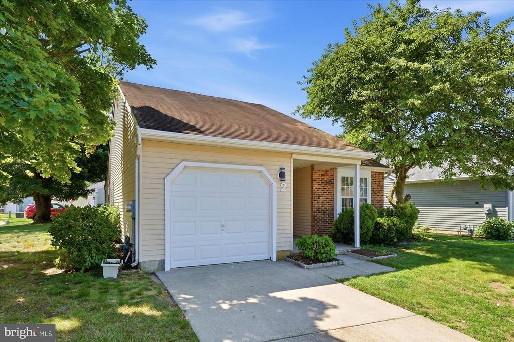 Emory Ln, Mount Laurel, NJ 08054