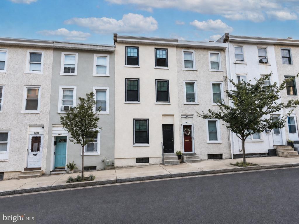 W Westmoreland St, Philadelphia, PA 19129