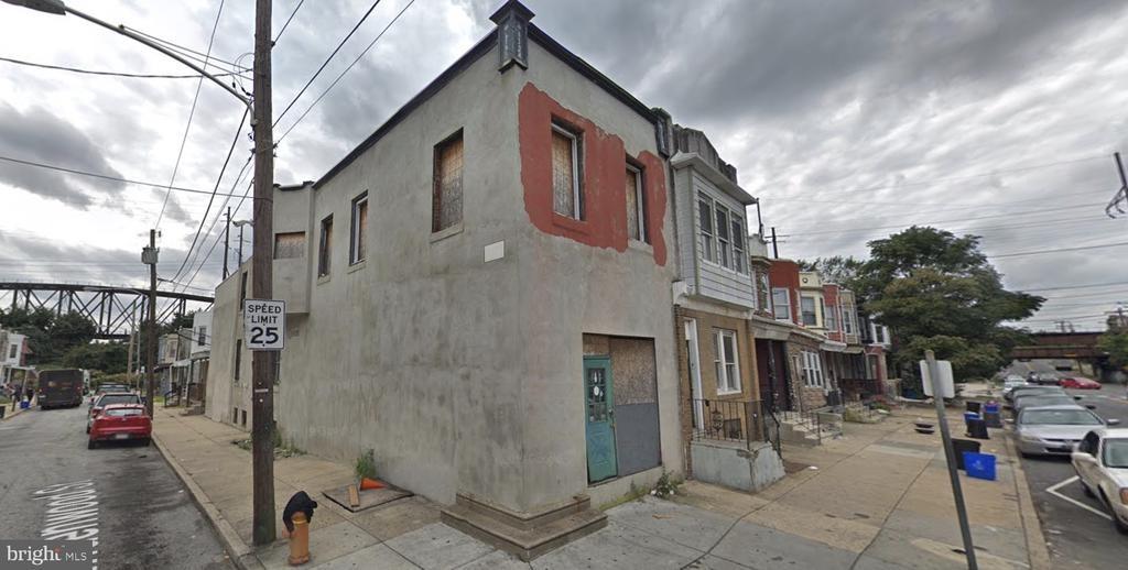 W Jefferson St, Philadelphia, PA 19131