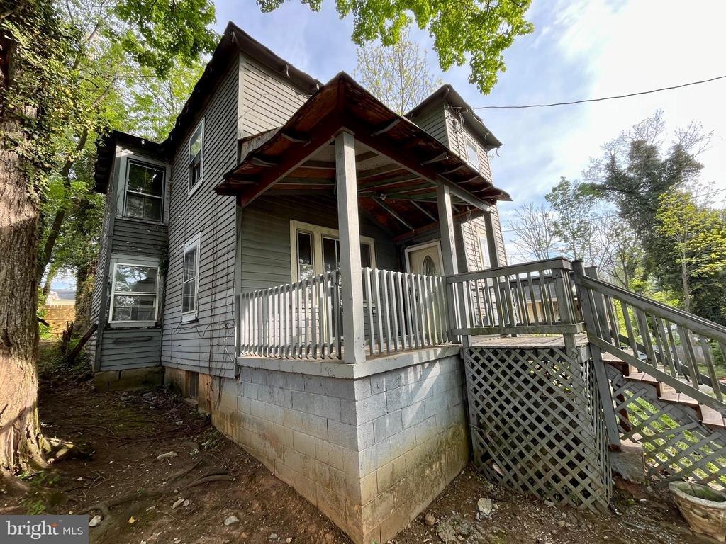 Carruthers St, Lexington, VA 24450