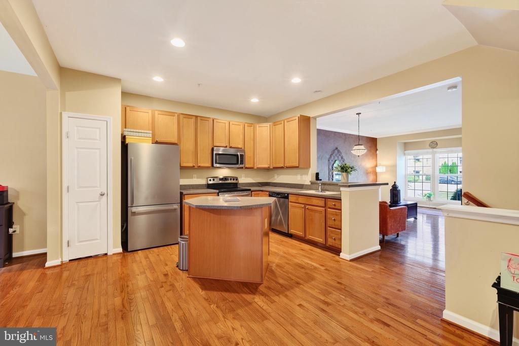 Wyndholme Cir, Baltimore, MD 21229