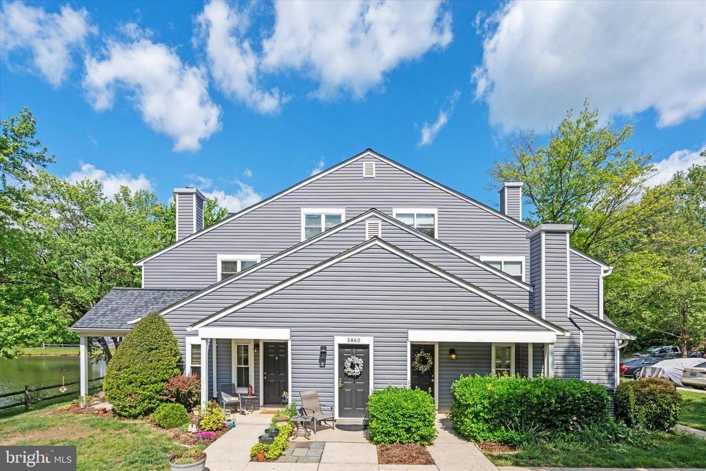 Orchard Hill Ct, Clifton, VA 20124
