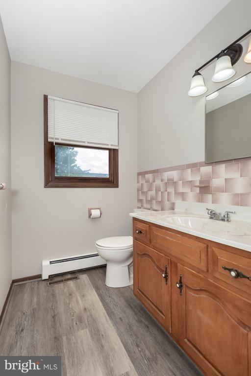 Longstreet Dr, East Berlin, PA 17316