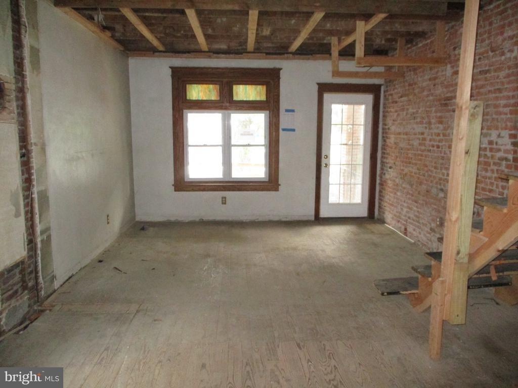 W 5th St, Pottstown, PA 19464