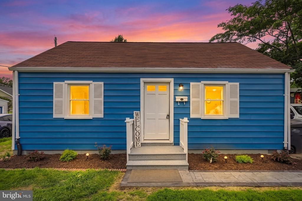 Elmwood Dr, Alexandria, VA 22303