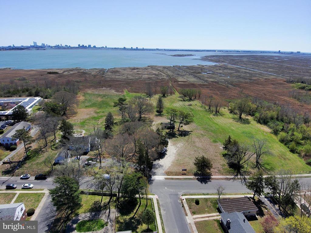 Clematis Ave, Pleasantville, NJ 08232