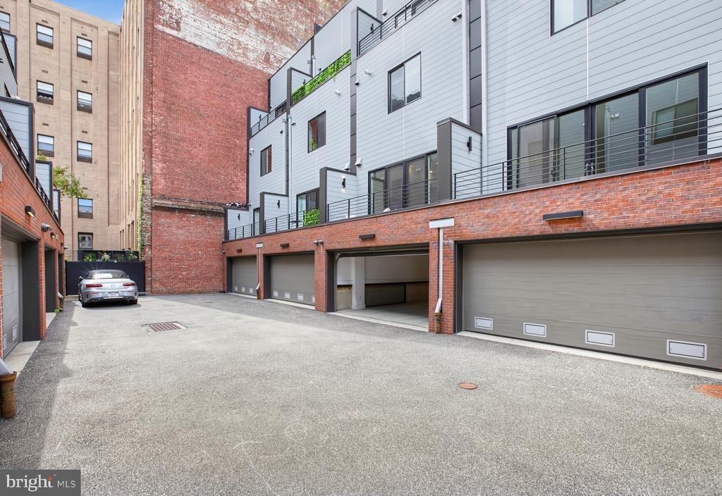 N 23rd St, Philadelphia, PA 19103