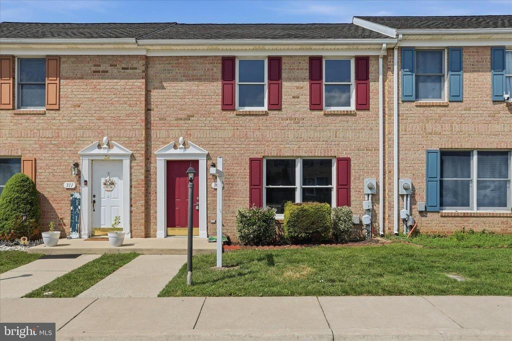 E Ridge Dr, Hagerstown, MD 21740