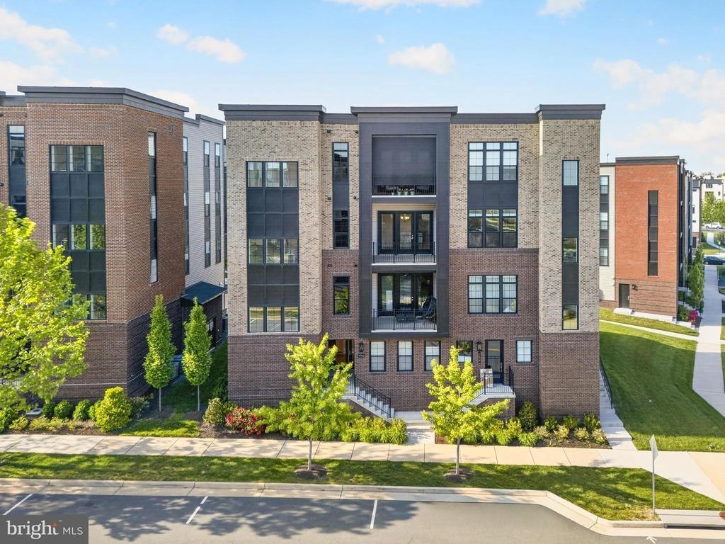 Croson Ln, Ashburn, VA 20148