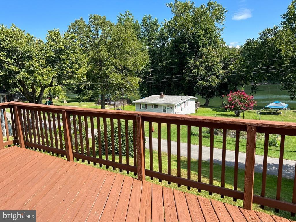 Harris Dr, Front Royal, VA 22630