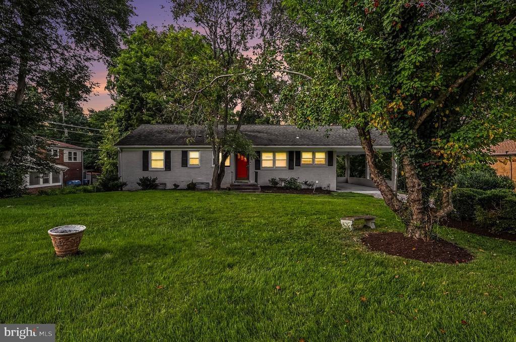 Duvall St, Fairfax, VA 22031