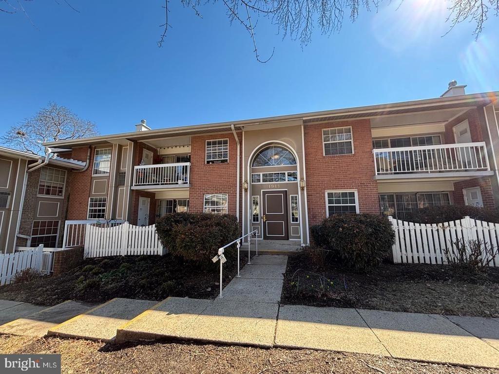 Kennedy Dr, Mc Lean, VA 22102