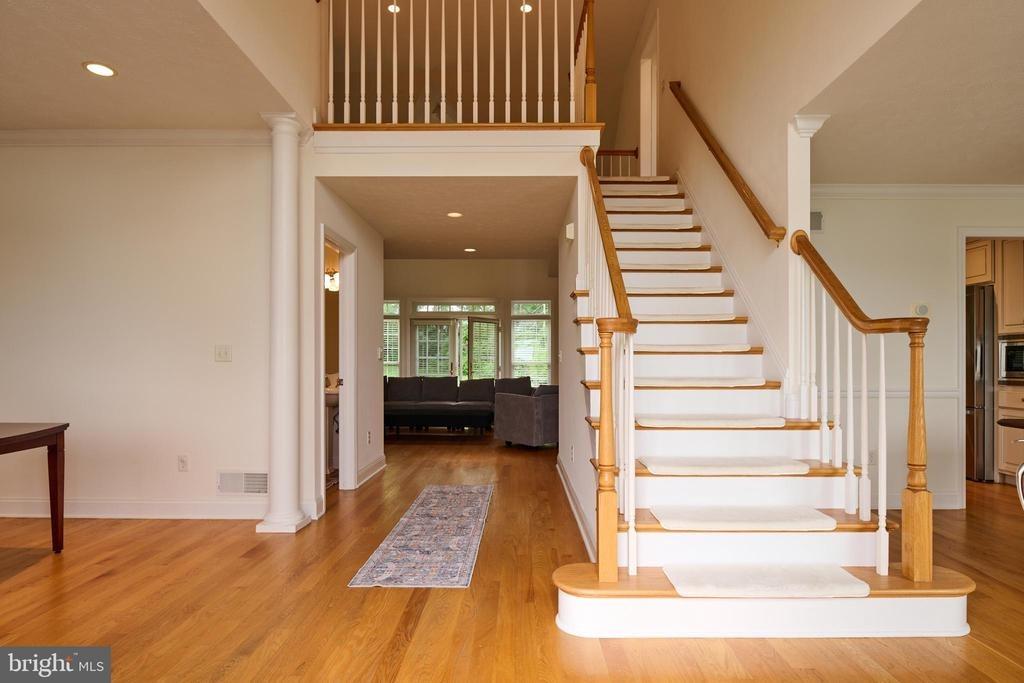 Ivy Hill Dr, State College, PA 16801