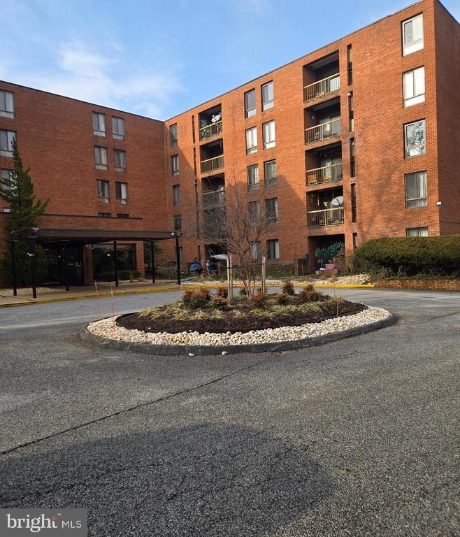 Park Heights Ave, Baltimore, MD 21215