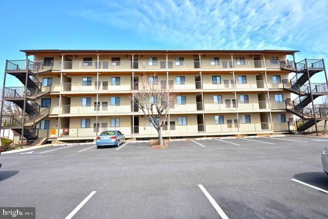 32nd St, Ocean City, MD 21842