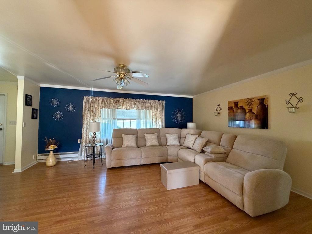 Shetland Dr, Lakewood, NJ 08701