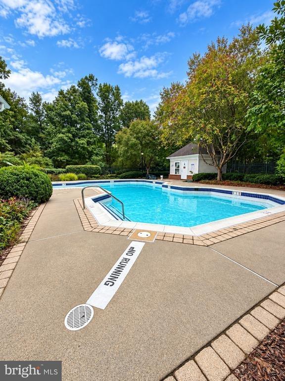 Marcey Creek Rd, Herndon, VA 20171