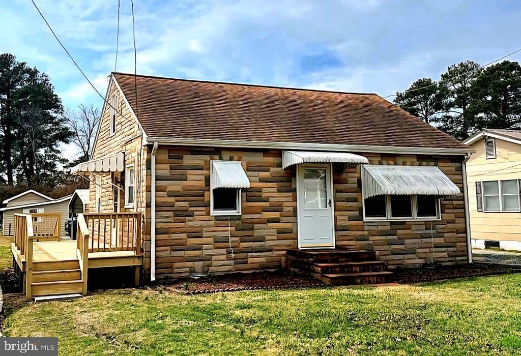 Bunting Rd, Chincoteague Island, VA 23336