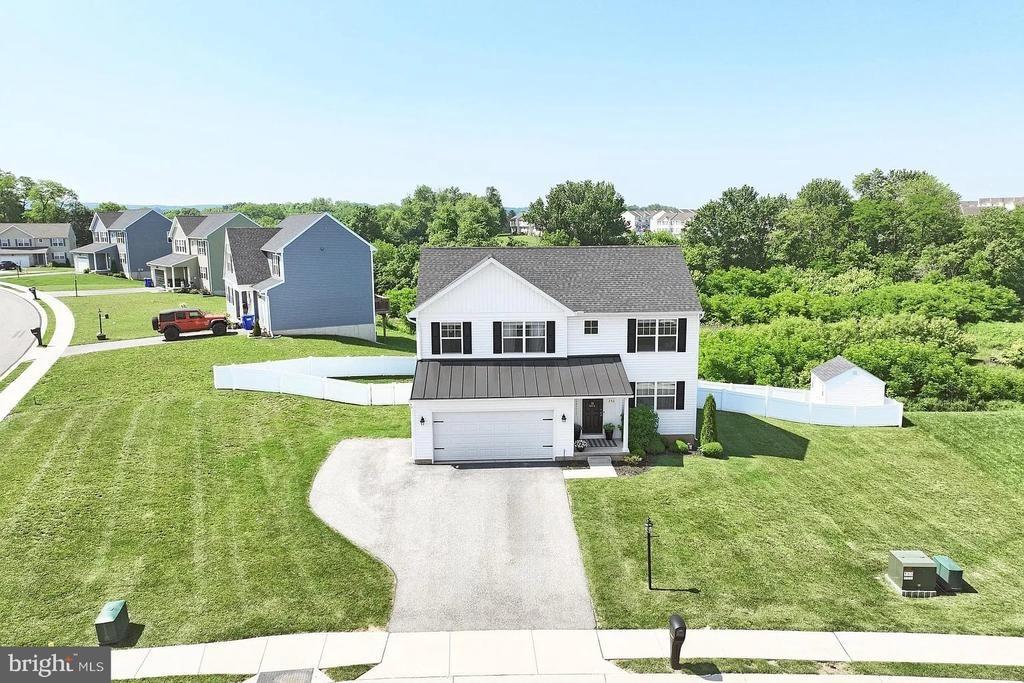 Valley View Cir, York, PA 17408
