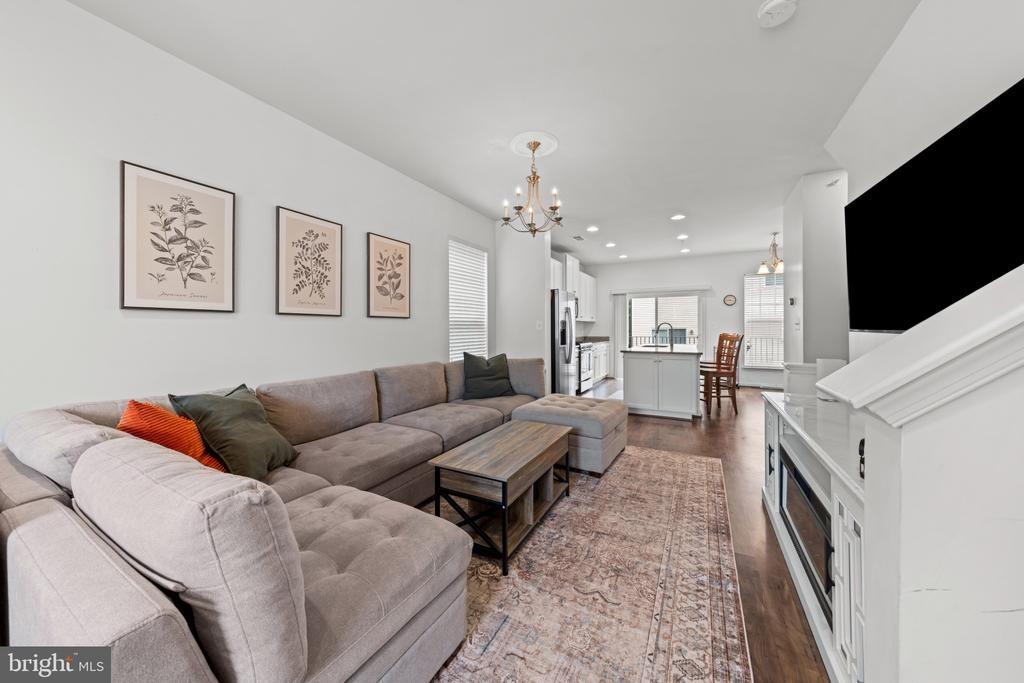 Orsay St, Clarksburg, MD 20871