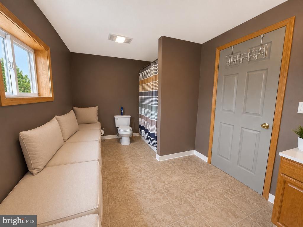 Flickerwood Rd, Kane, PA 16735