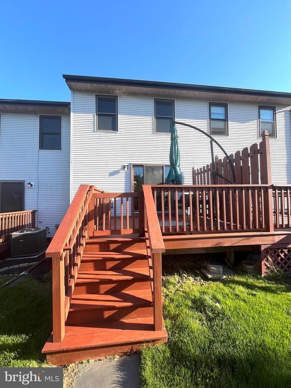 Spruce Ct, Flemington, NJ 08822