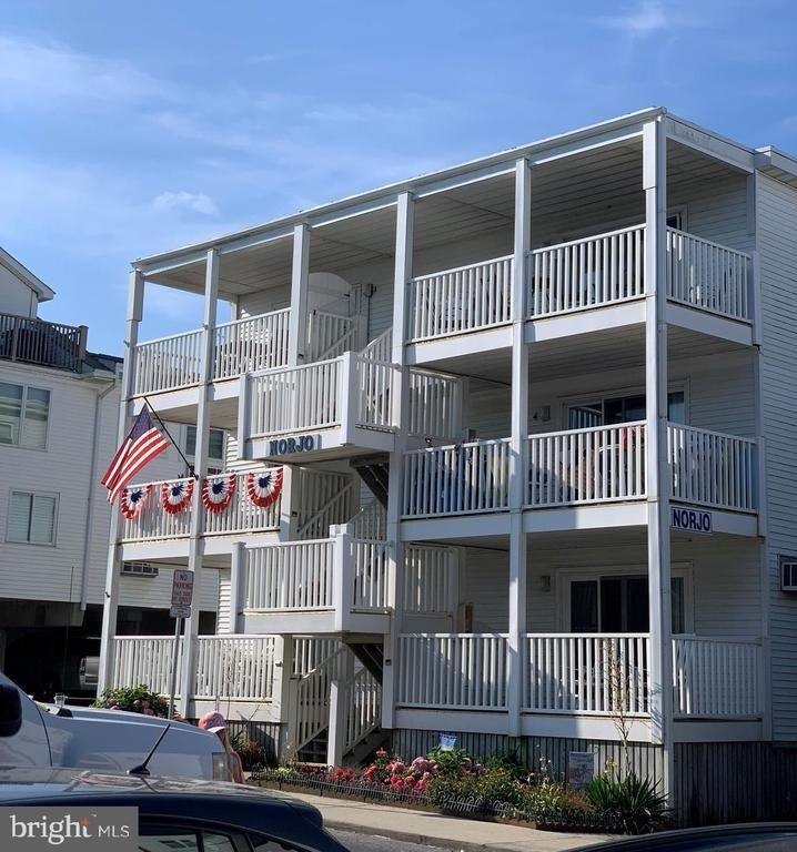 36th St, Ocean City, MD 21842