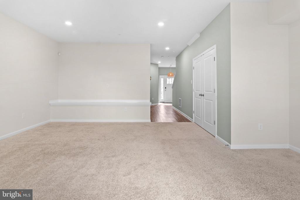 Venice Ln, Severn, MD 21144