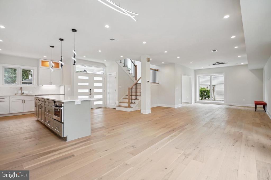 Ferndale St, Springfield, VA 22151