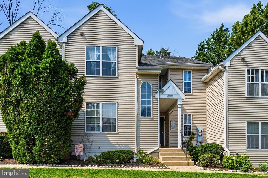 Cashel Ct, Aston, PA 19014