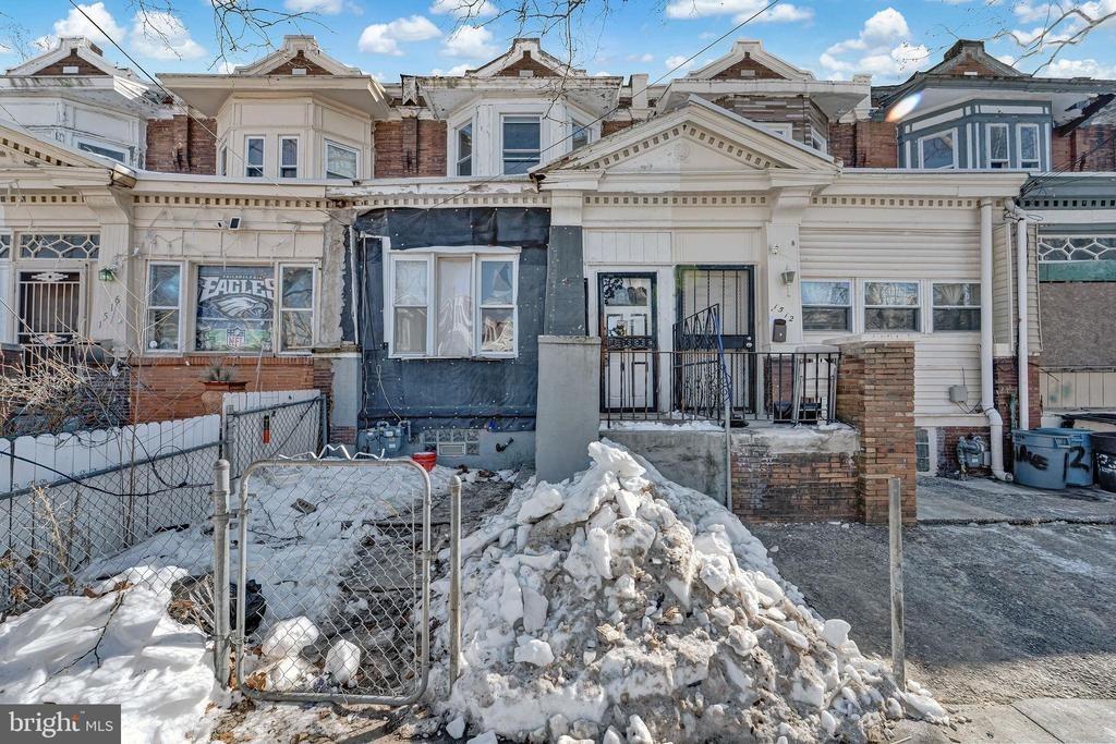 Wildwood Ave, Camden, NJ 08103