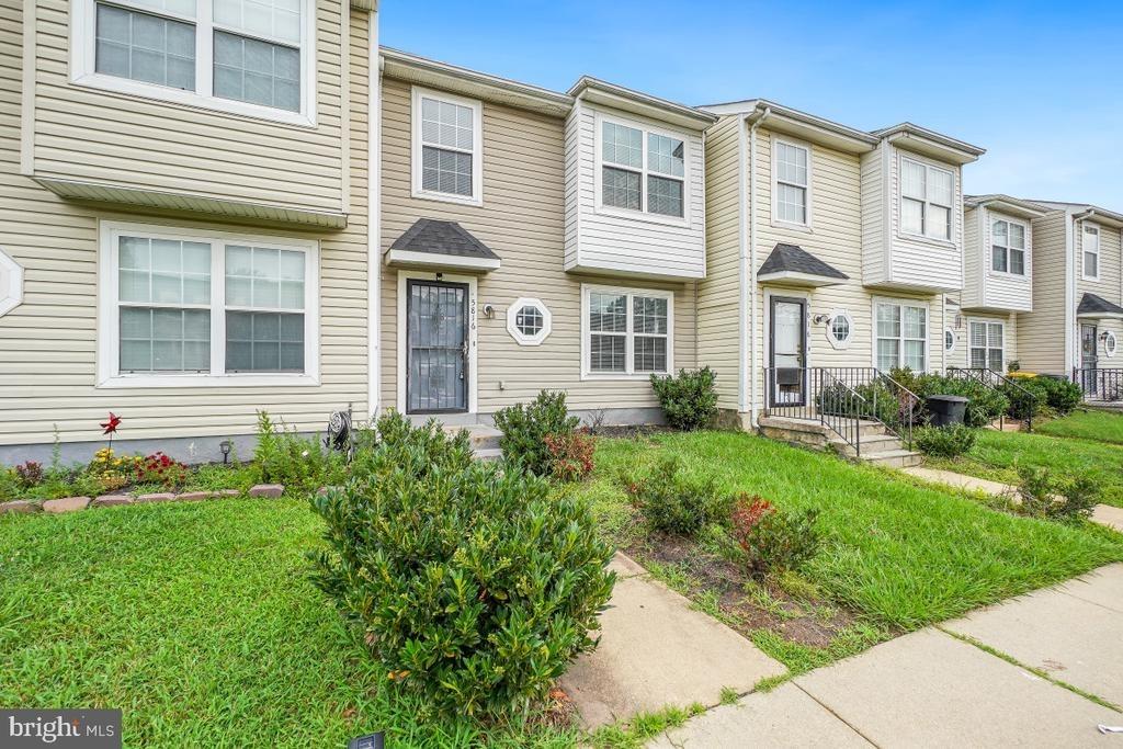 N Holly Springs Dr, Capitol Heights, MD 20743